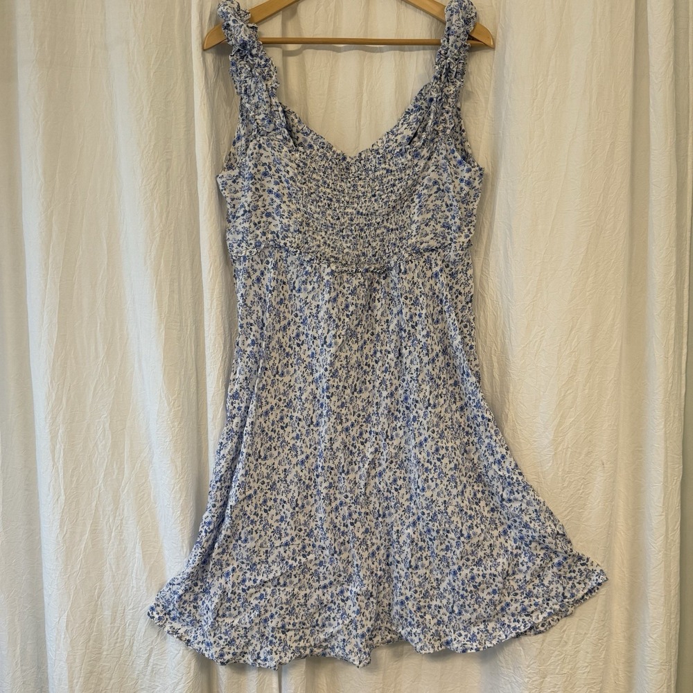 Gap Floral Midi Dress Size XL Floral Milkmaid Spring Coquette Blue White Smocked - Picture 2 of 9